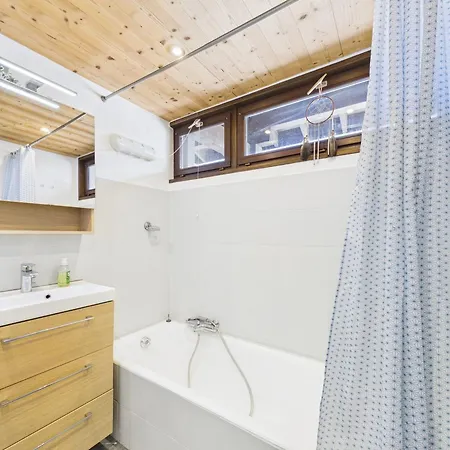 Apartamento - Entièrement Rénové - Fr-1-623-331 *